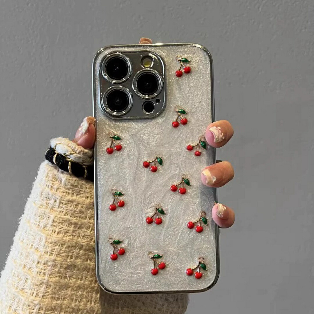 キラキラチェリーiPhoneケース3Dさくらんぼ装飾&パール風デザイン|Sinessy 店