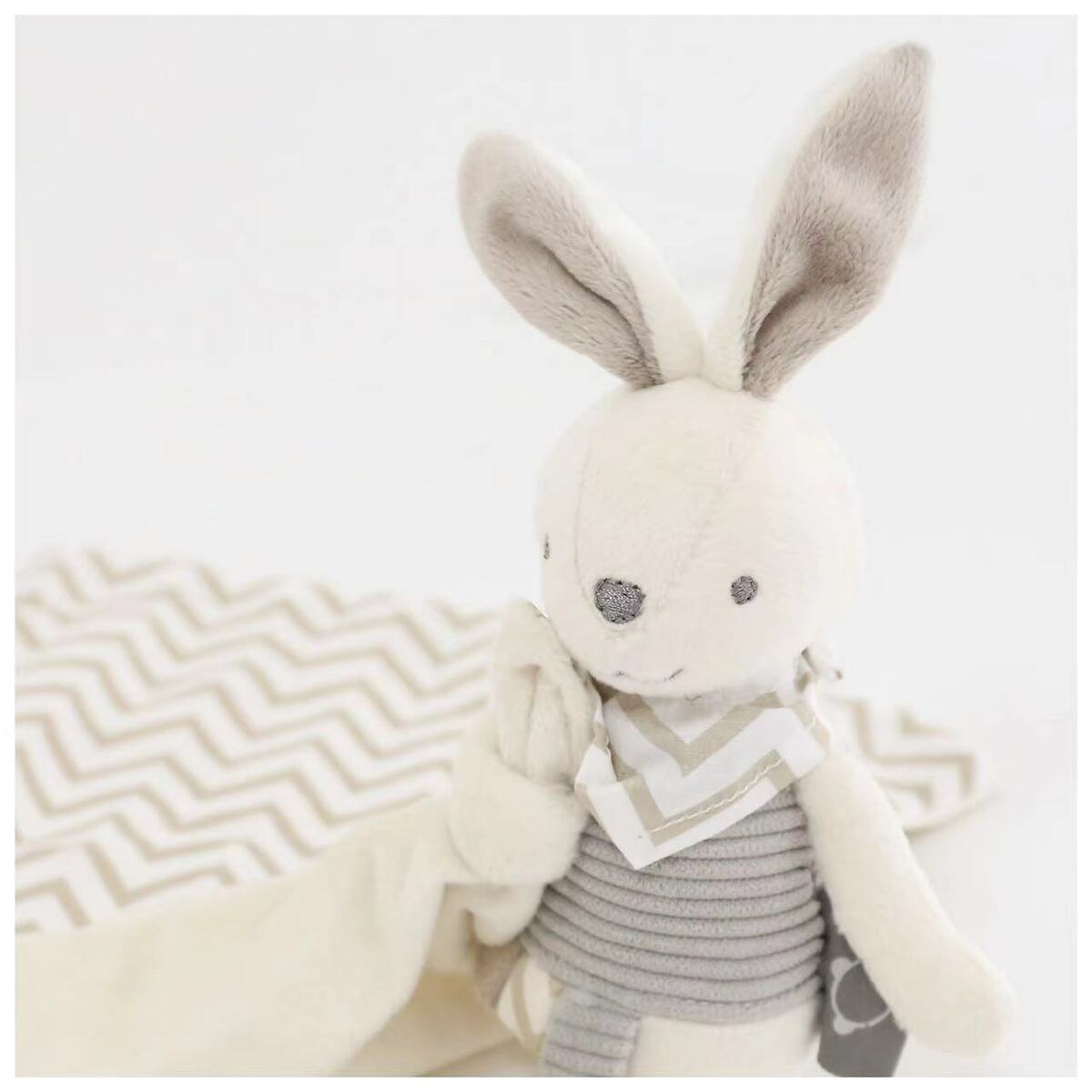 バーバリー　うさぎ　ぬいぐるみ　ミニタオル バーバリー / BURBERRY ウサギぬいぐるみ＆タオルハンカチ