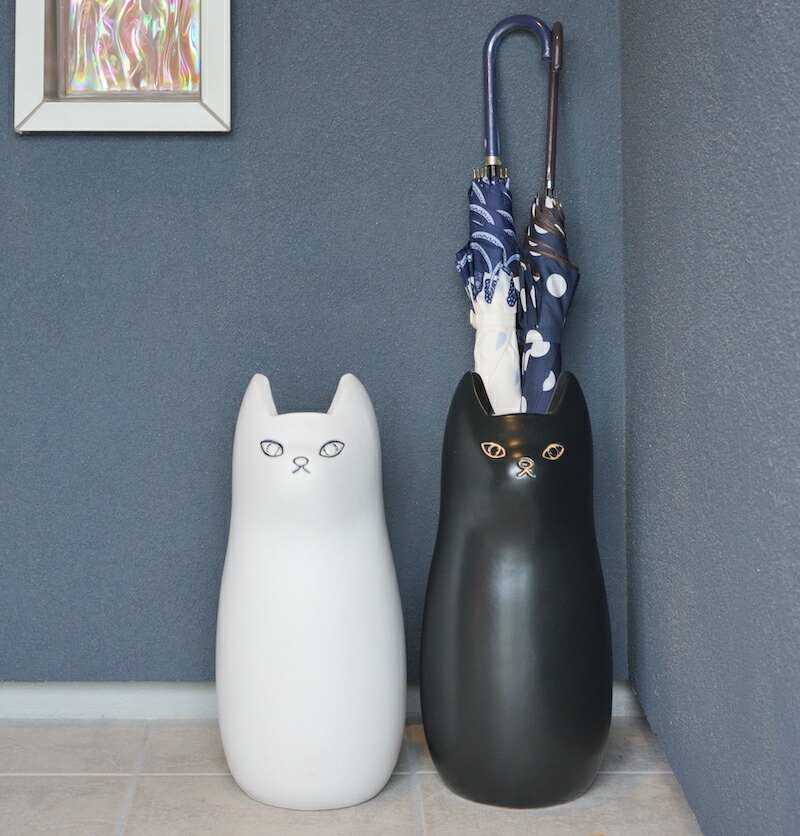 セール！ 傘立て ネコ 黒 H45.5cm 新品 陶器 J-CLY-12BK 楽天市場】〈東谷〉傘立て CLY-12 CLY-13 陶器 ブラック 黒 ネコ