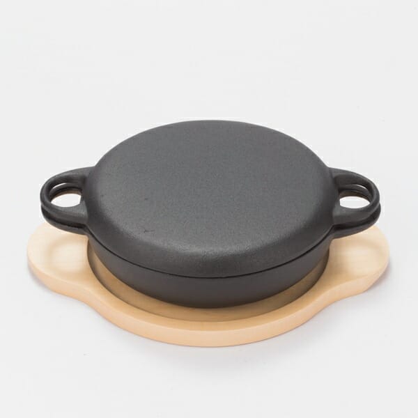 楽天市場】及源鋳造（OIGEN）南部鉄器 盛栄堂 鉄鍋 ニューラウンド万能