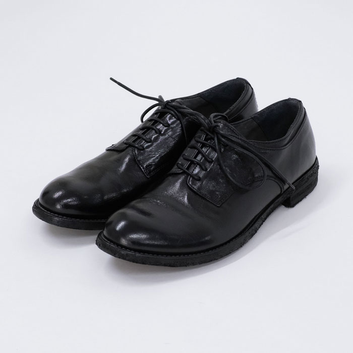 【関税込み】Officine Creative ベージュ Herbie 011 スリッポン Officine Creativeのベージュ Herbie 011 スリッポンがセール中