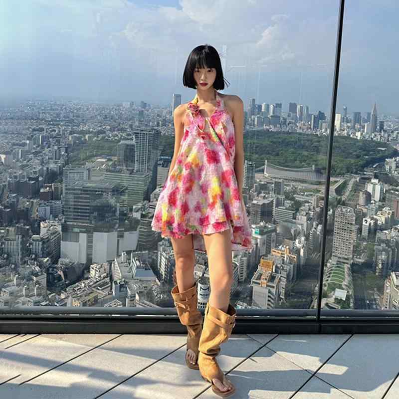 春 コーデ レディース ファッション オシャレ カワイイ シンプル きれいめ ナチュラル 上品カジュアル 婦人服 旅行 海辺 スカート ドレス バカンス バケーション 花柄