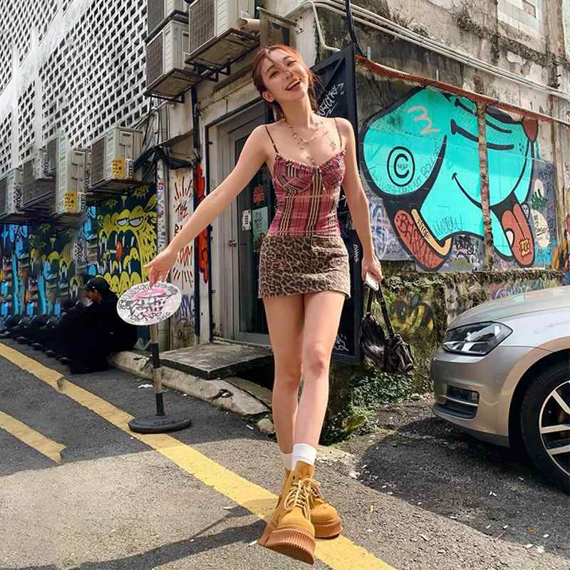 春 コーデ レディース ファッション オシャレ カワイイ シンプル きれいめ ナチュラル 上品カジュアル 婦人服 チェック柄 キャミソール スリムフィット ピンク トップス