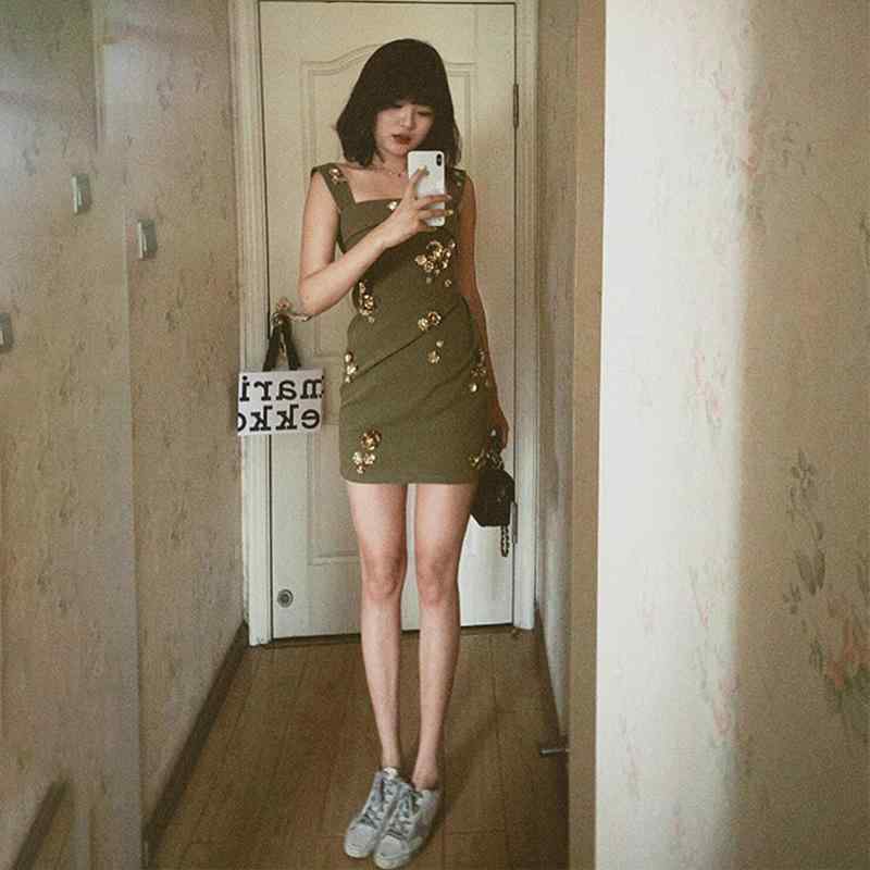 春 コーデ レディース ファッション オシャレ カワイイ シンプル きれいめ ナチュラル 上品カジュアル 婦人服 フレンチ ビーズ 立体 フラワー スカート 夏 ハイエンド ドレス スリム |リコット