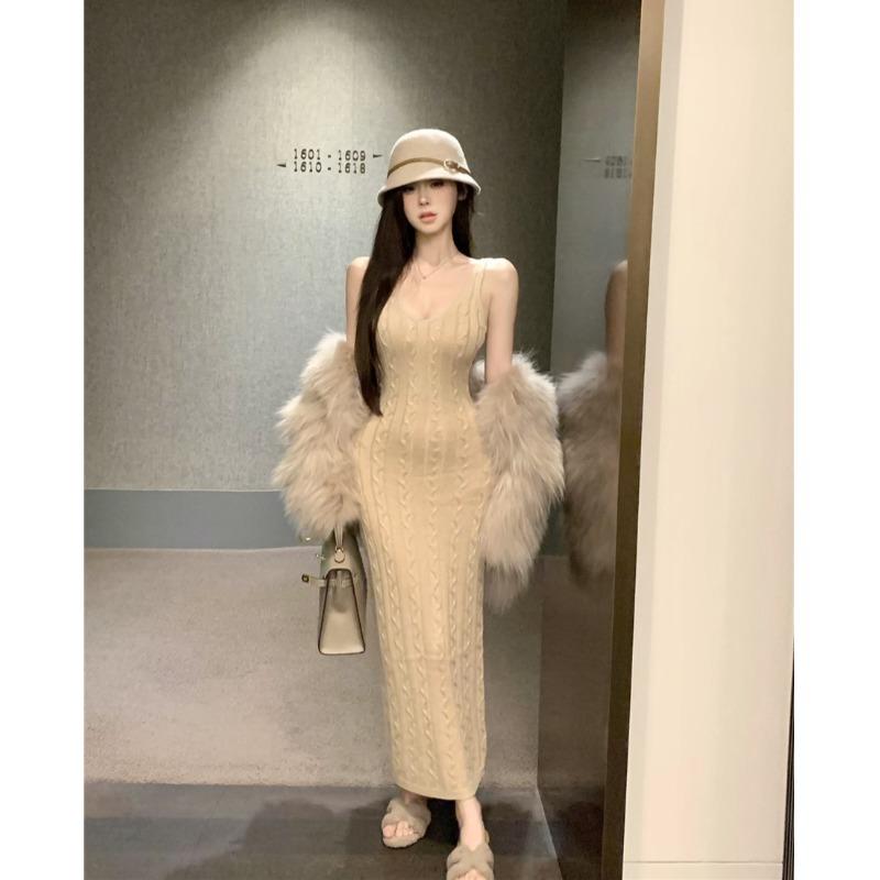 春 コーデ レディース 流行り物 オシャレ カワイイ   分かりやすい 好いたらしいめ 自然的 雅びやか心地よい お上さん服 Vのど首 ノースリーブ編み物 より良い お召しもの 真っただ中丈 か細い 捻じれ スコート