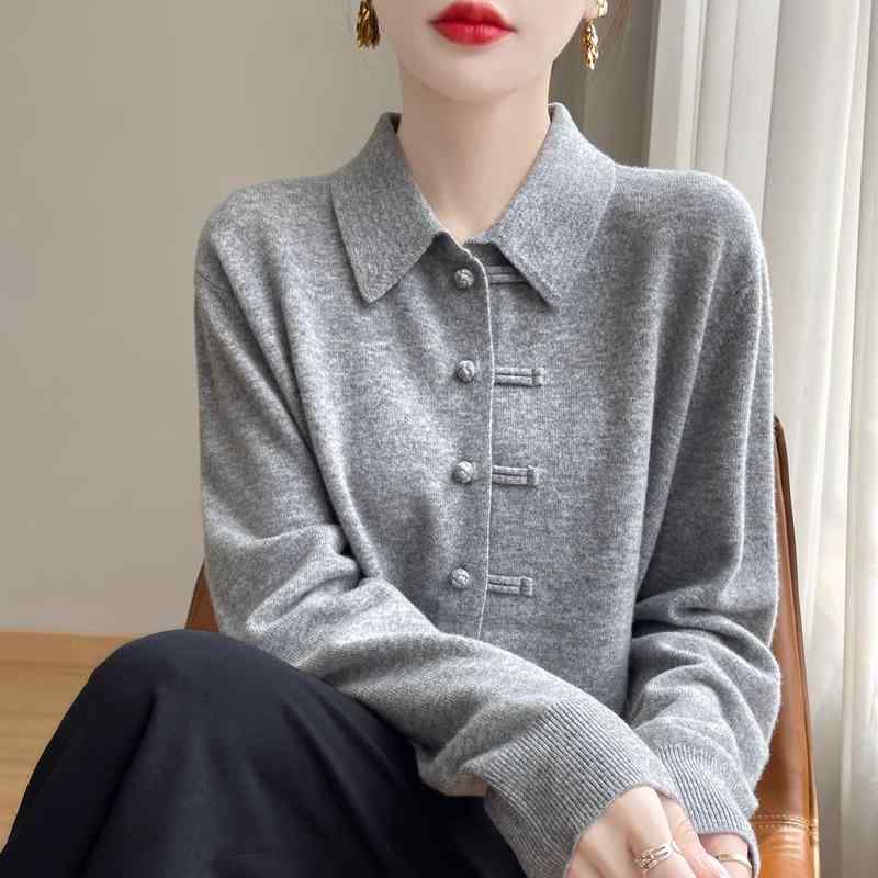 春 コーデ レディース ファッション オシャレ カワイイ シンプル きれいめ ナチュラル 上品カジュアル 婦人服 ポロ襟 カーディガン ウール ニット シャツ