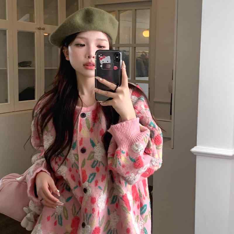 春 コーデ レディース ファッション オシャレ カワイイ シンプル きれいめ ナチュラル 上品カジュアル 婦人服 フラワー セーター ソフト ニット カーディガン ジャケット トップス