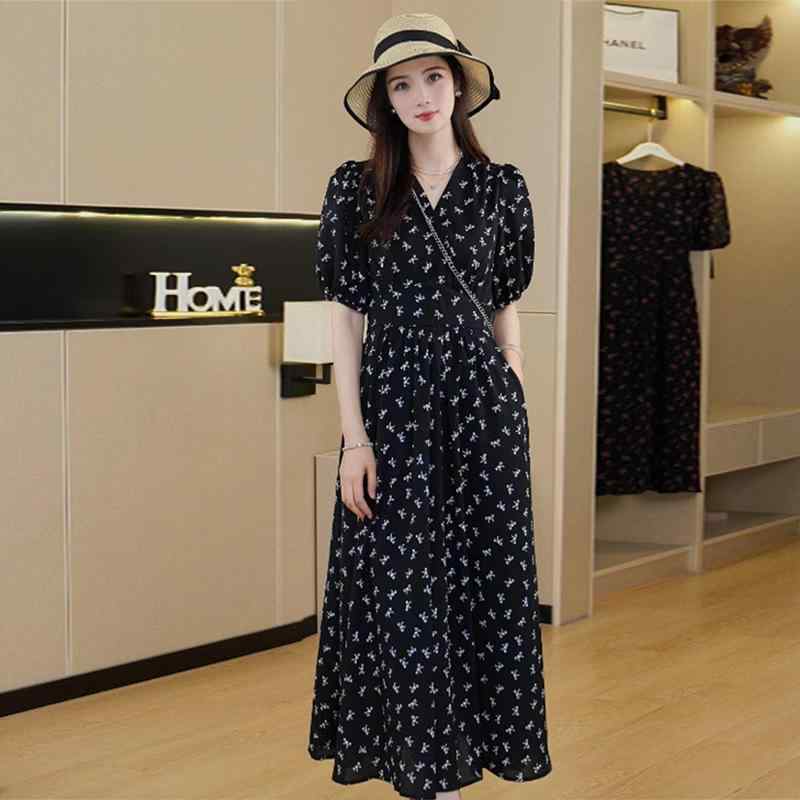 春 コーデ レディース 流行り物 オシャレ カワイイ   分かりやすい 好いたらしいめ 自然的 窈窕たる心地好い 成人女性服 フレンチ 花柄 御召しもの 夏 か細い 酉の方角 並み並み丈