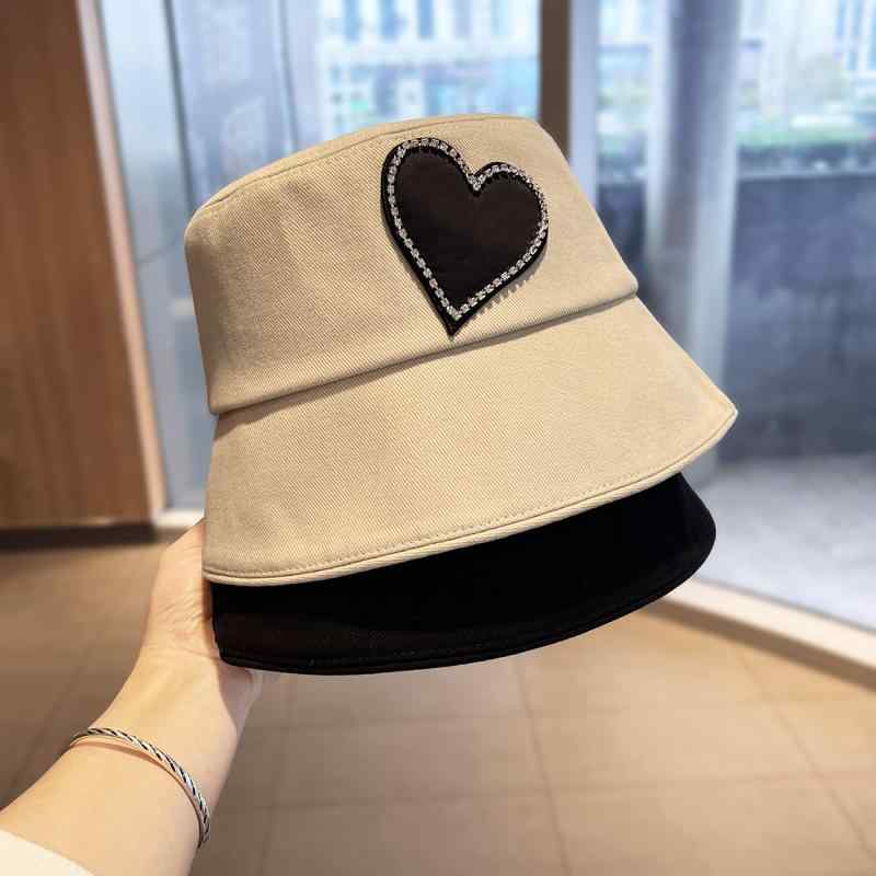 春 コーデ オシャレ 小物 アイテム レディース ラインストーン フィッシャーマンハット バケットハット 女性用 カジュアル フェイスカバー