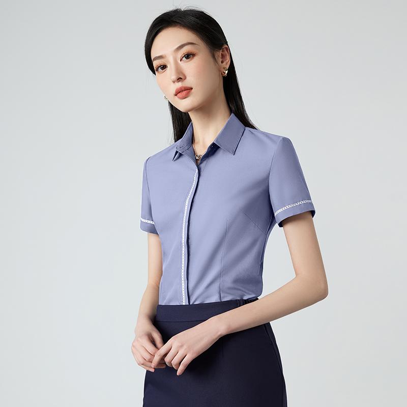 春 コーデ レディース ファッション オシャレ カワイイ シンプル きれいめ ナチュラル 上品カジュアル 婦人服 ブルー シャツ 夏 半袖 スーツ ビジネス ホテル ユニフォーム 営業職 仕事 フォーマル ワークウェア OL |リコット