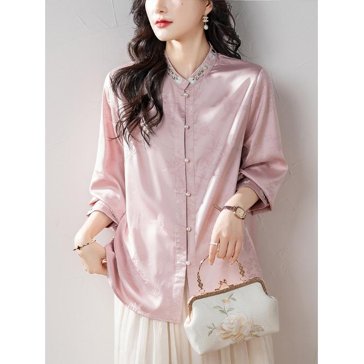 春 コーデ レディース ファッション オシャレ カワイイ シンプル きれいめ ナチュラル 上品カジュアル 婦人服 スタンドカラー ボタン 無地 シャツ 快適 トップス