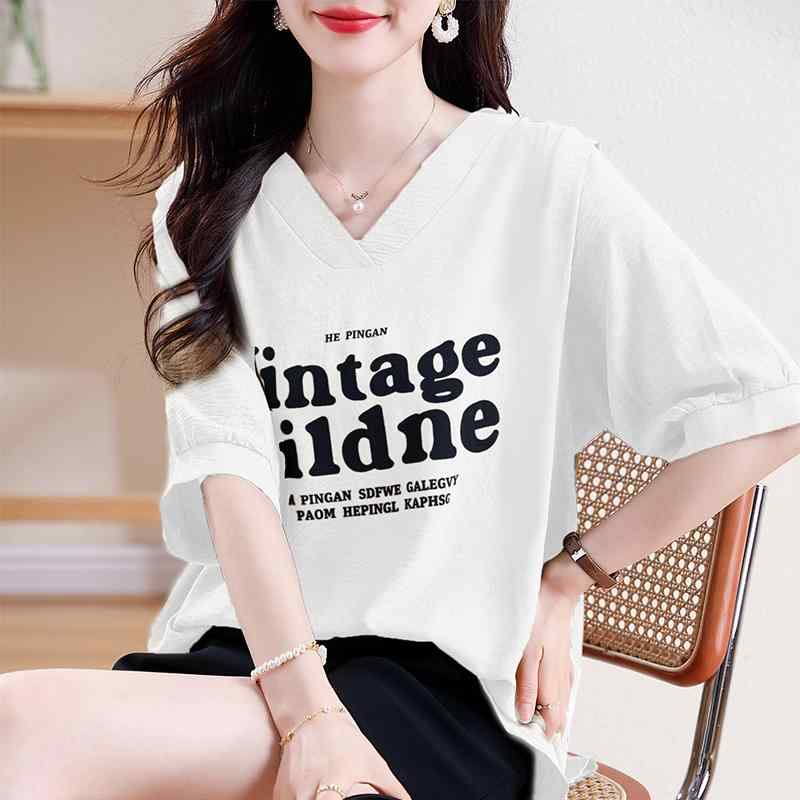 春 コーデ レディース ファッション オシャレ カワイイ シンプル きれいめ ナチュラル 上品カジュアル 婦人服 Tシャツ ゆったり カバー 半袖 トップス