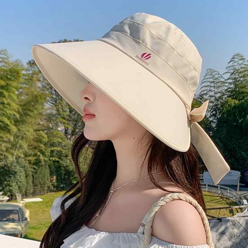 春 コーデ オシャレ 小物 アイテム レディース 女性用　つば広　フィッシャーマンハット　バケットハット　春　ビーチ　海辺