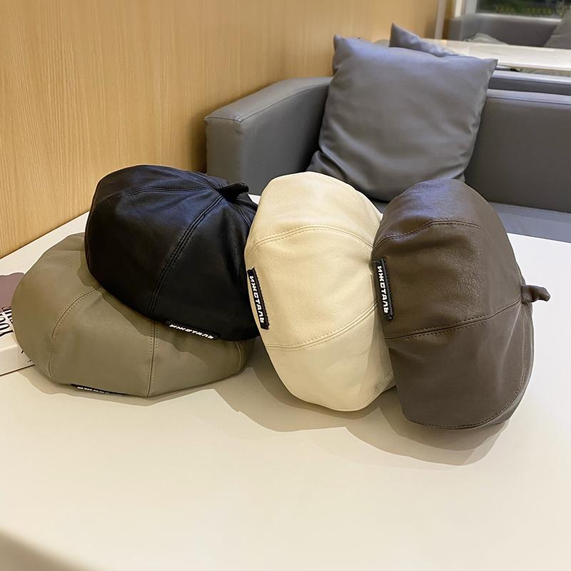 春 コーデ オシャレ 小物 アイテム レディース ストリート　凹型　女性用　レザー　ベレー帽　レトロ