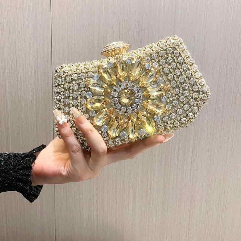 レディース 鞄 カバン バック ファッション オシャレ アイテム 小物 イブニング バッグ フォーマルバッグ ラインストーン バッグ クラッチバッグ 結婚式 パーティー ドレス ディナーバッグ