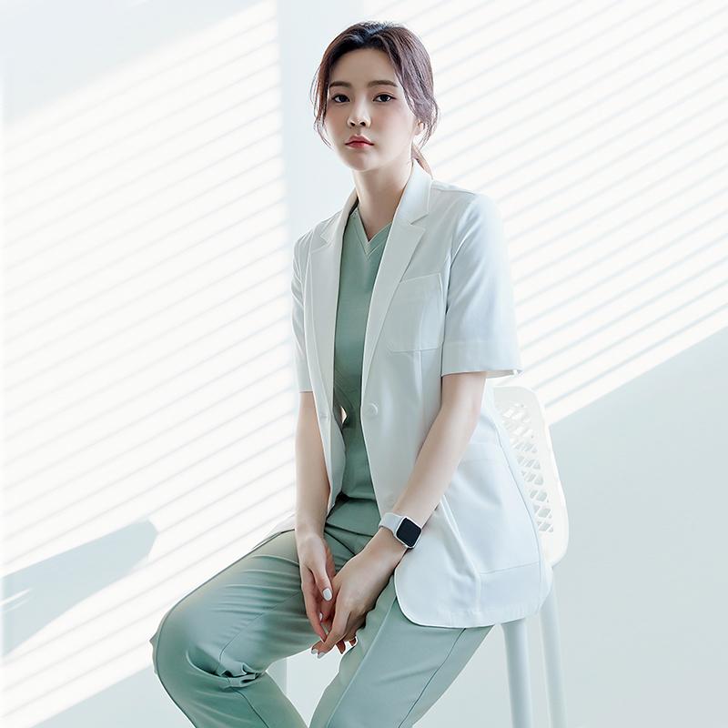 レディース ファッション 業務 ユニフォーム 制服 コスプレ衣装 韓国スタイル ハイエンド 夏 ドクター 白 美容院 半袖 医師 制服 服