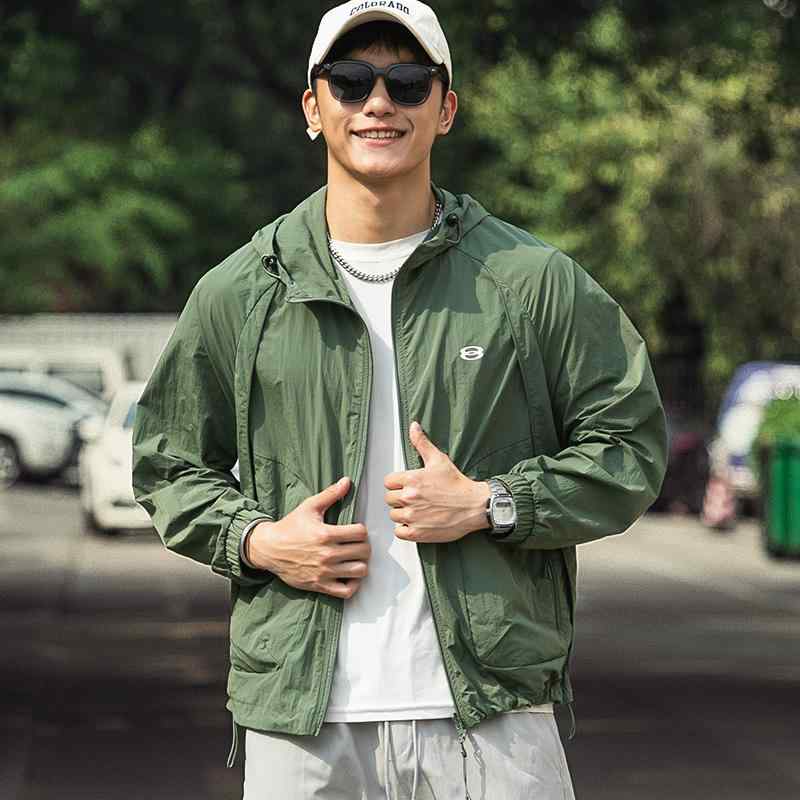 メンズ ファッション 服 男性用 オシャレ シンプル 大人 かっこいい ストリート 夏 UPF50 フード付き 日焼け防止 ジャケット クール ミリタリーグリーン 速乾 通気性 軽量 多機能 |リコット