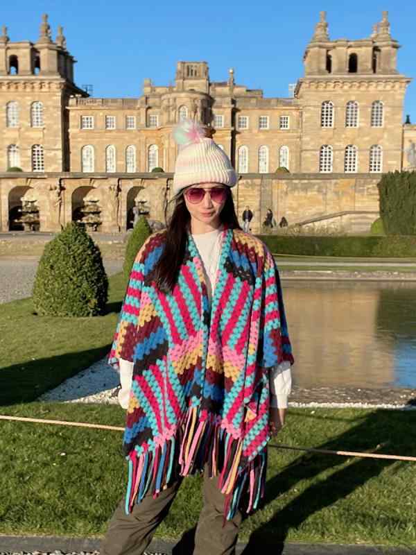 レディース ファッション 服 オシャレ カワイイ 女性用 シンプル カラー ストライプ セーター カーディガン 春 コントラスト タッセル ショール スタイル 旅行コーデ ジャケット マント