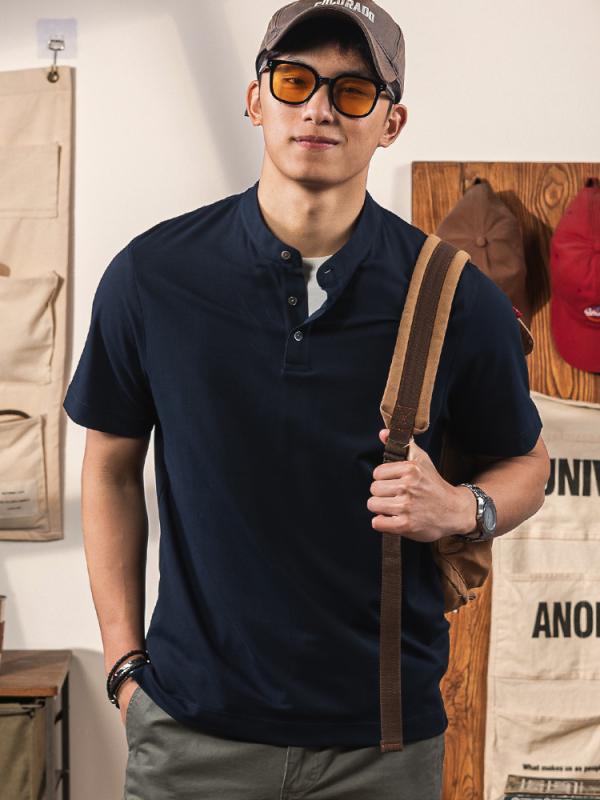 メンズ 流行り物 服 成人男性用 オシャレ 分かりやすい 成年者 かっこいい 表どおり アメリカン レトロ ネイビーブルー ハイエンド ヘンリー素っ首 プルオーバー 夏 通気性 ヘンリー色つや 半袖 プルオーバー