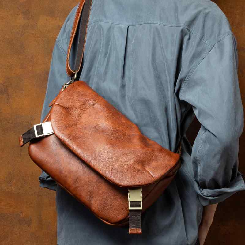 メンズ 鞄 カバン バック ファッション オシャレ アイテム 小物 機能 クロス ボディ バッグ メンズ レザーショルダー バッグ レトロ メンズ バッグ カジュアル なめし 牛革 メッセンジャー バッグ