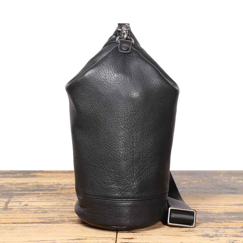 メンズ 鞄 カバン バック ファッション オシャレ アイテム 小物 牛革 登山 チェスト バッグ 筒形 バック パック 大容量 ショルダー メッセンジャー バッグ メンズ 革 サイクリング