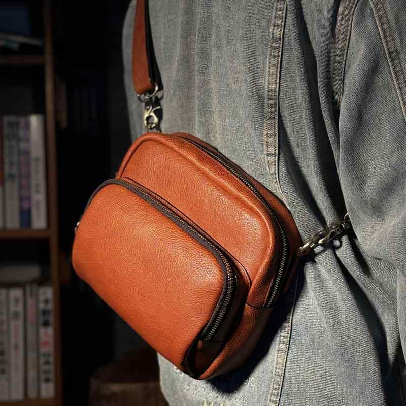 メンズ 鞄 カバン バック ファッション オシャレ アイテム 小物 スロー タイム メンズ ショルダー バッグ ミニ クロス ボディ バッグ 革 スマホ バッグ タンニン なめし 牛革 バック パック 多機能 ウエスト |リコット