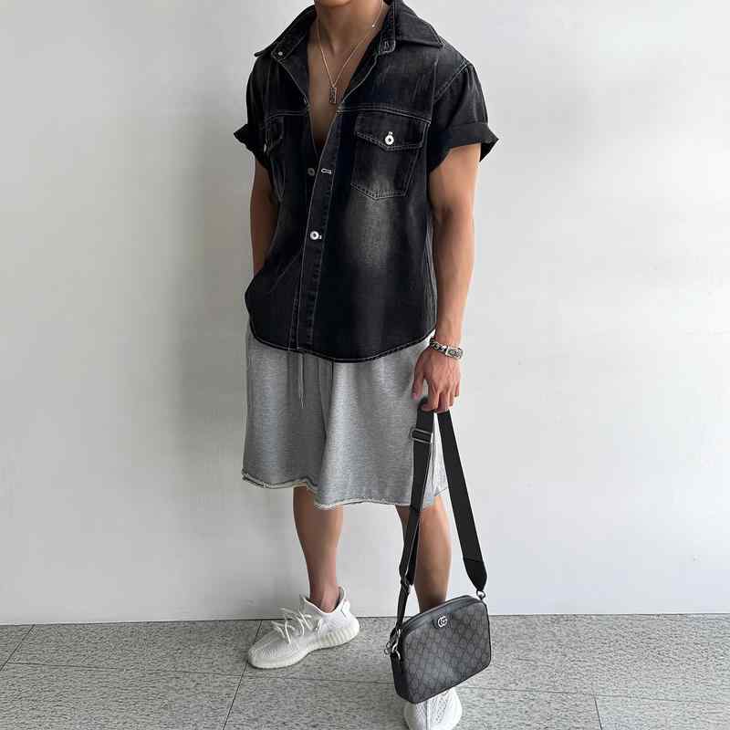 メンズ ファッション 服 男性用 オシャレ シンプル 大人 かっこいい ストリート ブラック ヘビーウォッシュ デニムシャツ ハイエンド ダメージ加工 半袖 シャツ ゆったり カジュアル トップス デニム