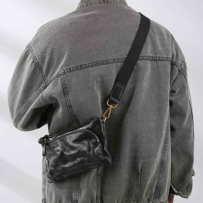 メンズ 鞄 カバン バック ファッション オシャレ アイテム 小物 革 メンズ チェスト バッグ シンプル 最上層牛革 タンニン なめし 牛革 クロス ボディ ショルダー レトロ カジュアル 多機能 スマホ ｜リコット
