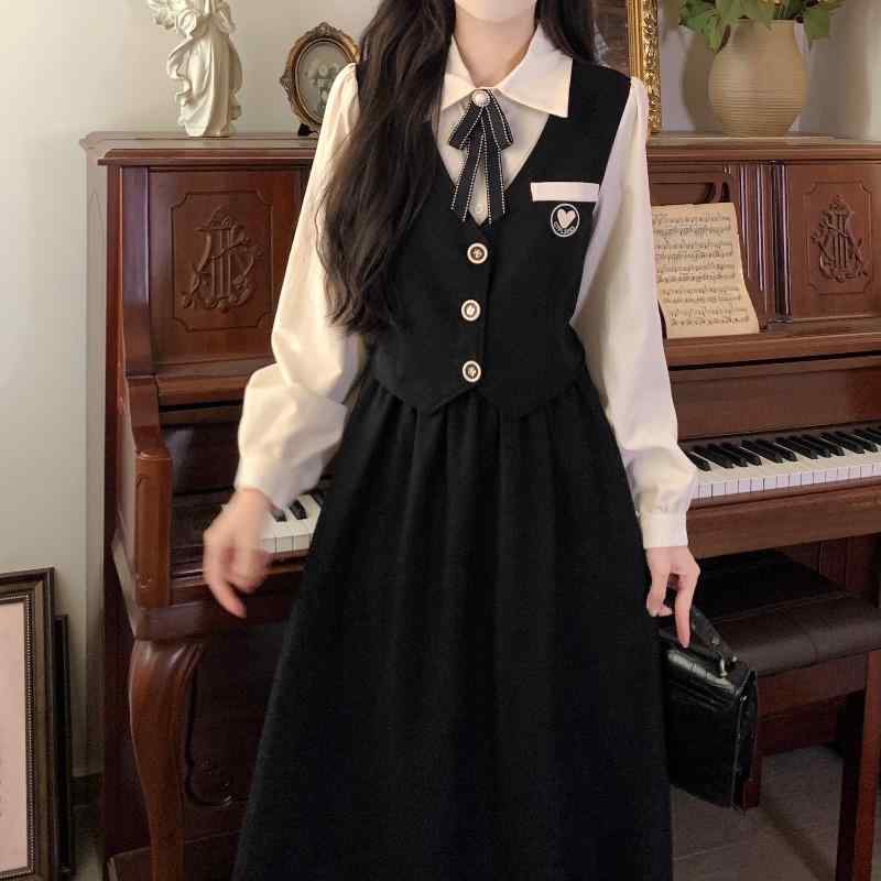 秋コーデ レディース 流行り物 亭主もち用 秋 冬 フレンチ 分科大学 まがい物 背広 コール天 御召しもの 酉の方角 スリミング スコート