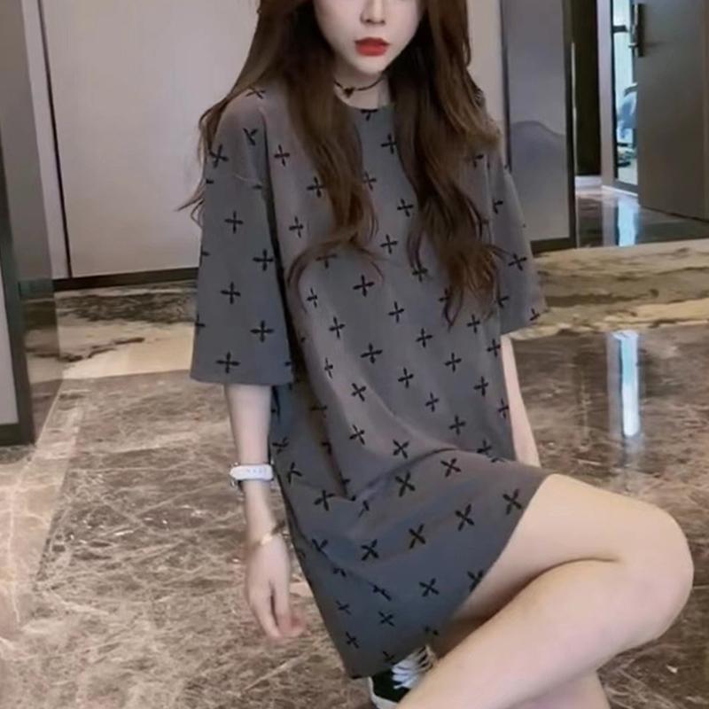 秋コーデ レディース ファッション 大きいサイズ ゆったり ミディアム Tシャツ 半袖 トップス