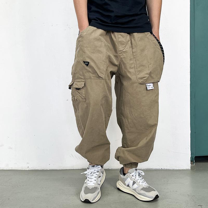 メンズ ファッション 服 男性用 オシャレ シンプル 大人 かっこいい ストリート レトロ 機能的 マルチ ポケット カジュアル ズボン ストリート ゆったり スポーツ パンツ