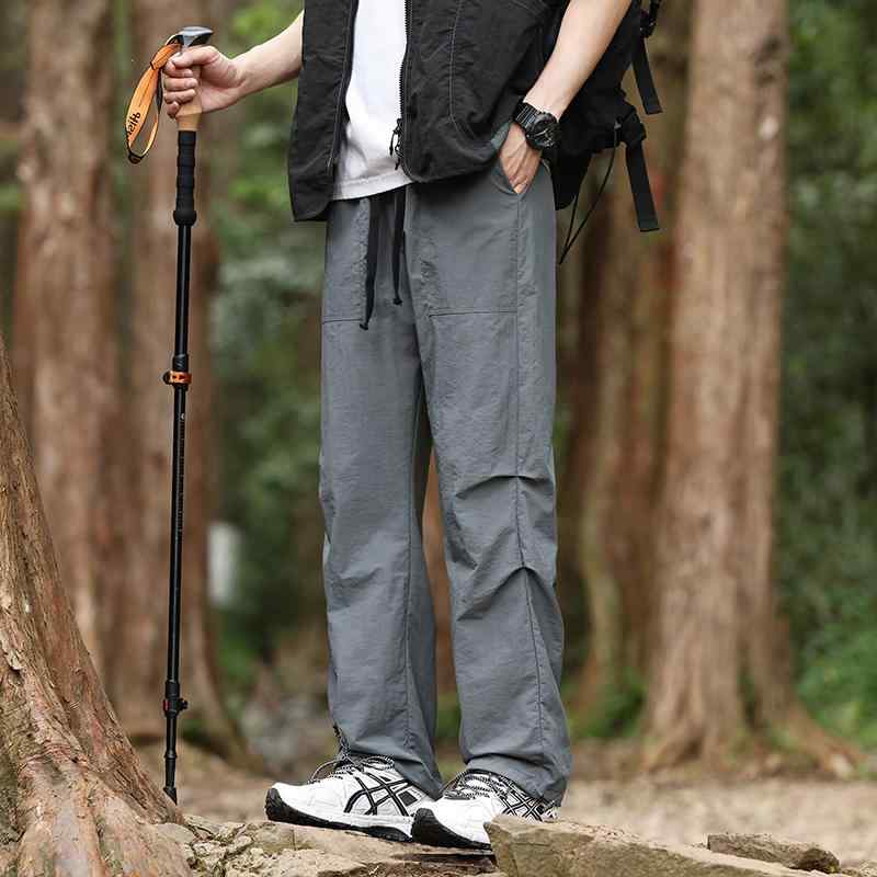 メンズ ファッション 服 男性用 オシャレ シンプル 大人 かっこいい ストリート コーデ 薄手 ゆったり ワークウェア アサルトパラシュート パンツ 機能 アウトドア ストレート パンツ カジュアル パンツ
