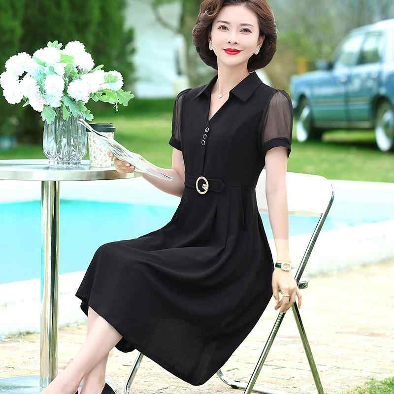 春 コーデ レディース 流行り物 オシャレ カワイイ   分かりやすい 好いたらしいめ 自然的 雅びやか心地好い お上さん服 今めかしい 夏 御召しもの 並み並み丈 酉の方角 スコート