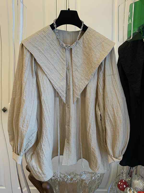 レディース ファッション 服 オシャレ カワイイ シンプル 大人カワイイ 大きいサイズ プリーツ パフスリーブ ポイント カラー シャツ トップス