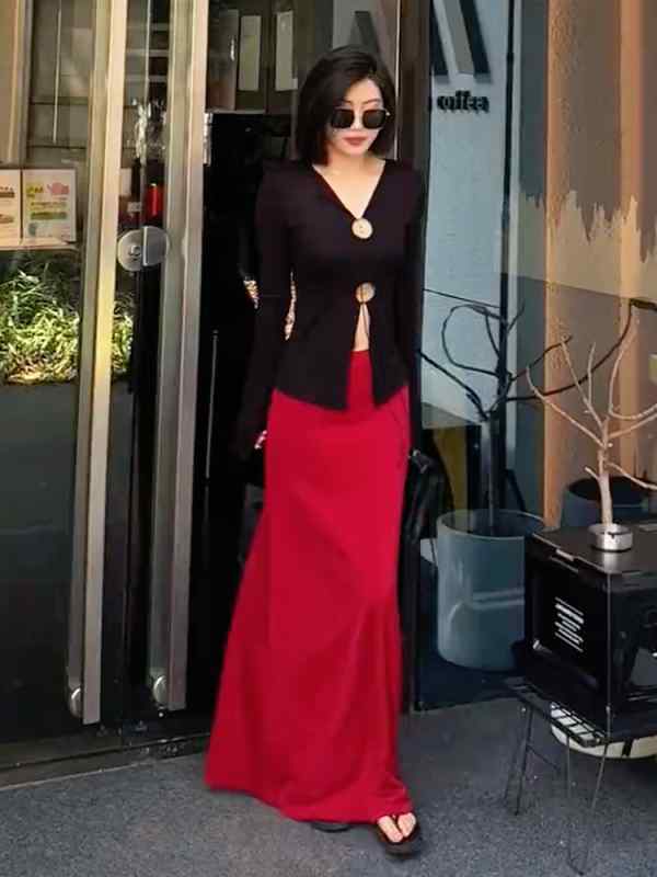レディース ファッション 服 オシャレ カワイイ シンプル 大人カワイイ 大きいサイズ シンプル 赤 ロング スカート 秋 ハイウエスト カジュアル Aライン｜リコット