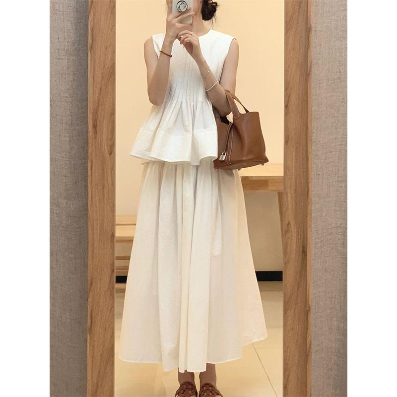 レディース ファッション 服 オシャレ カワイイ シンプル 大人カワイイ 大きいサイズ 秋服 白 ノースリーブ トップス ハーフ スカート スーツ ツーピース セット マッチ｜リコット 9,505円