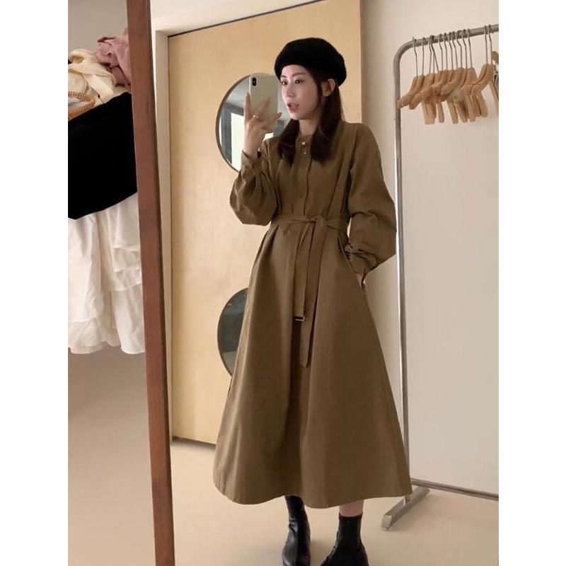 レディース ファッション 服 オシャレ カワイイ シンプル 大人カワイイ 大きいサイズ 秋 フレンチ ウエスト スリム カーキ 長袖 シャツ ドレス｜リコット