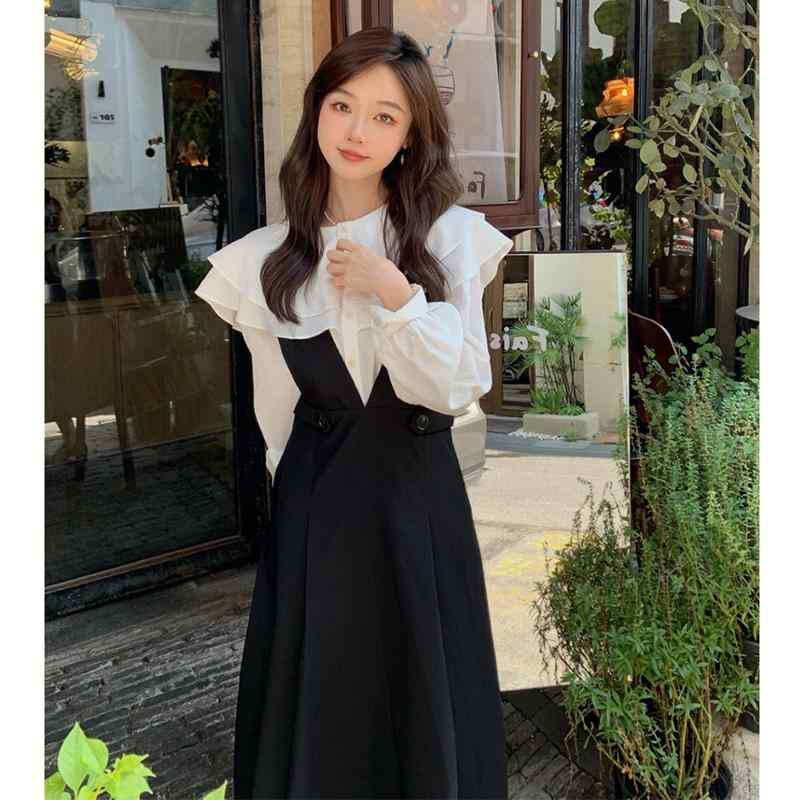 レディース 流行り物 服 オシャレ カワイイ  分かりやすい 成年者カワイイ 惜しみ無い大いさ   白 ティーシャツ 黒 スコート 背広 背広 秋出で立ち その他-レディースファッション
