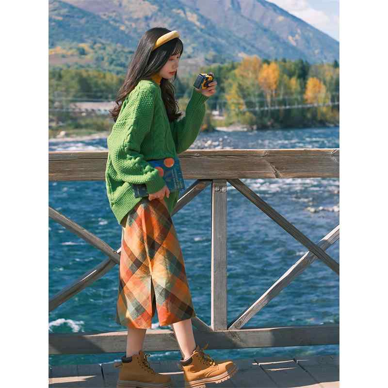 レディース 流行り物 服 オシャレ カワイイ  分かりやすい 成年者カワイイ 気が大きい大きさ  秋出で立ち 韓国 表現スタイル 緑であること スウェーター 読み合わせる柄 スコート 背広 仕掛ける 擦り付け木