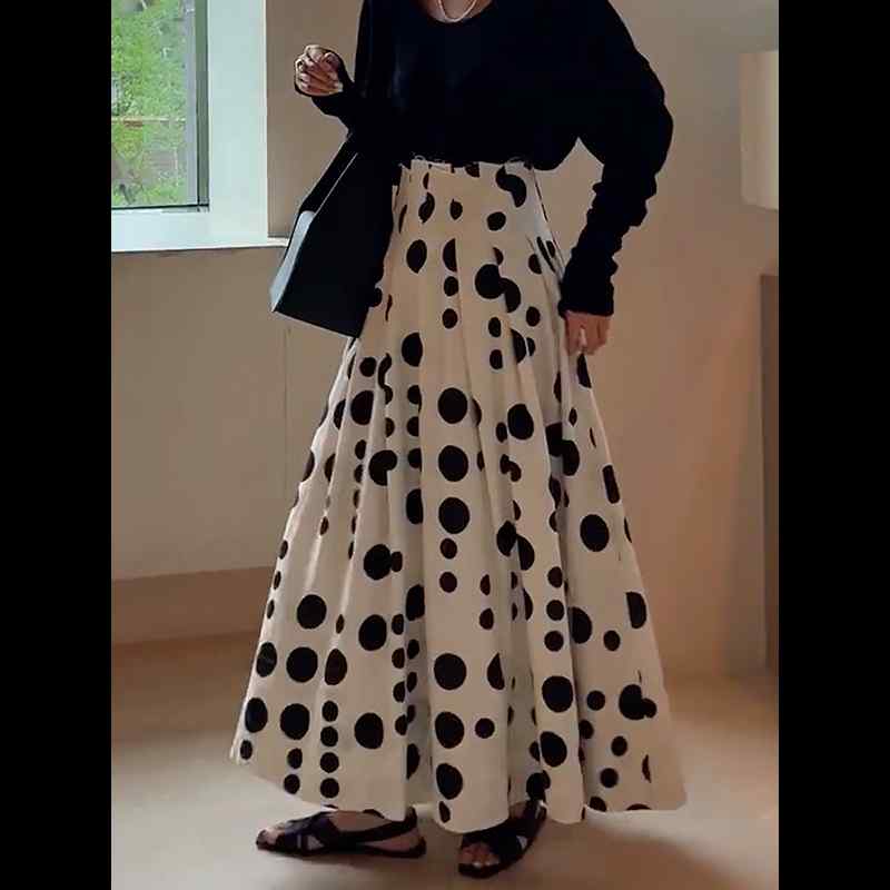 秋 ハイウエスト Aライン スカート 黒 白 フレンチ ポルカドット プリーツ ロング