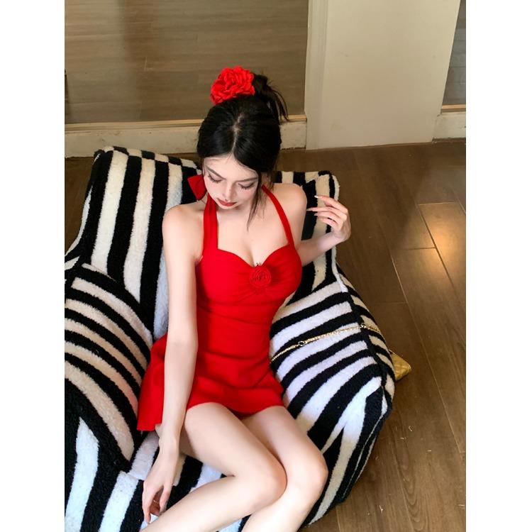 春 コーデ レディース ファッション オシャレ カワイイ シンプル きれいめ ナチュラル 上品カジュアル 婦人服 レッドローズ ホルターネック ドレス 夏 セクシー ウエスト スリミング Aライン スカート