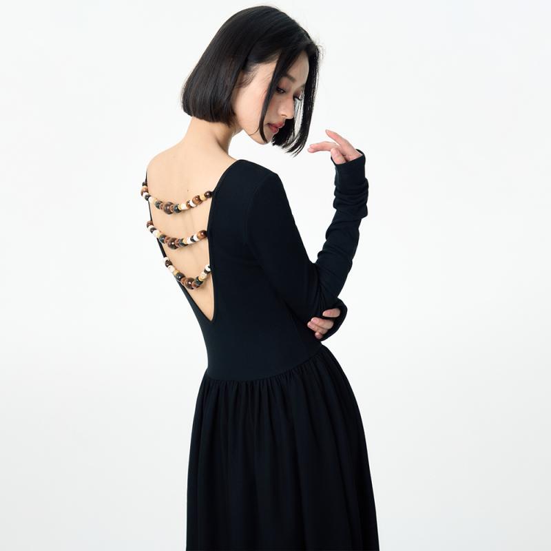 レディース 流行り物 服 オシャレ カワイイ  分かりやすい 成年者カワイイ 気が大きい大きさ   ビーズ お召しもの 年月 か細い 長袖 スコート