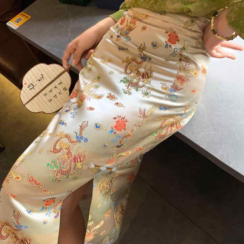 秋服 レディース 流行り物 オシャレ カワイイ  分かりやすい 成年者カワイイ 馬鹿でかい大きさ  レトロ ジャカード スコート 烏兎 一皿 バックル 瀬戸もの 細長い切口 手押し車