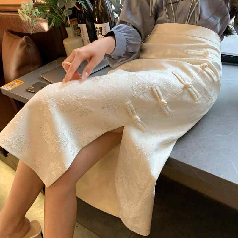 秋服 レディース 流行り物 オシャレ カワイイ  分かりやすい 成年者カワイイ 馬鹿でかい大きさ  白 スコート 烏兎 ジャカード レコード盤 バックル レトロ ご機嫌酉の方角 細長い切口 手押し車