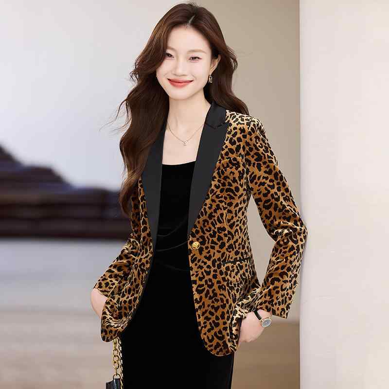 秋服 レディース 流行り物 オシャレ カワイイ  分かりやすい 成年者カワイイ 気が大きい大きさ  ヒョウ柄 背広 表現スタイル 上衣 レトロ トップス