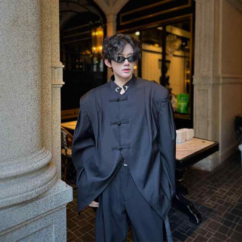 春 コーデ メンズ 用 服 分かりやすい 流行り物 オシャレ 成年者 かっこいい 成人男性服 照明ランプ色つや 上衣 筋目 心地好い 通い表現スタイル コーデ ゆったり影ぼうし 軽アウター