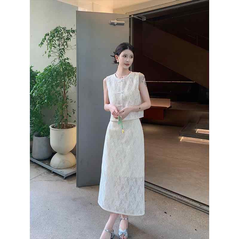 秋服 レディース ファッション オシャレ カワイイ シンプル 大人カワイイ 大きいサイズ 花 レース ベスト シャツ スカート スーツ スタイル レトロ 秋