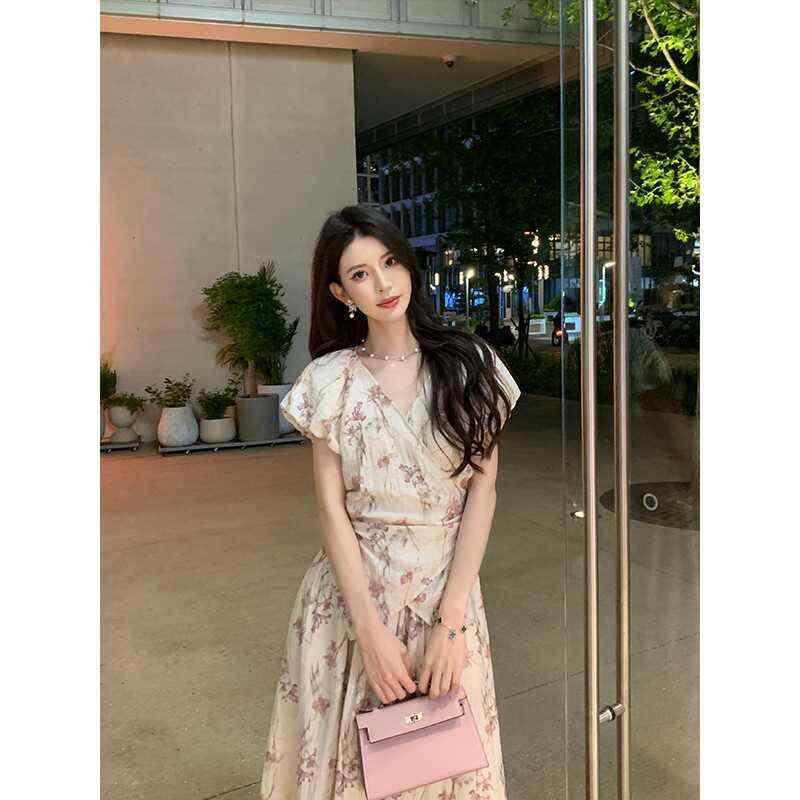 秋服 レディース 流行り物 オシャレ カワイイ  分かりやすい 成年者カワイイ 気が大きい大きさ   夢見鳥蘭 刷り上げる プルオーバー スコート 背広 表現スタイル 女子らしい 秋 表現スタイル