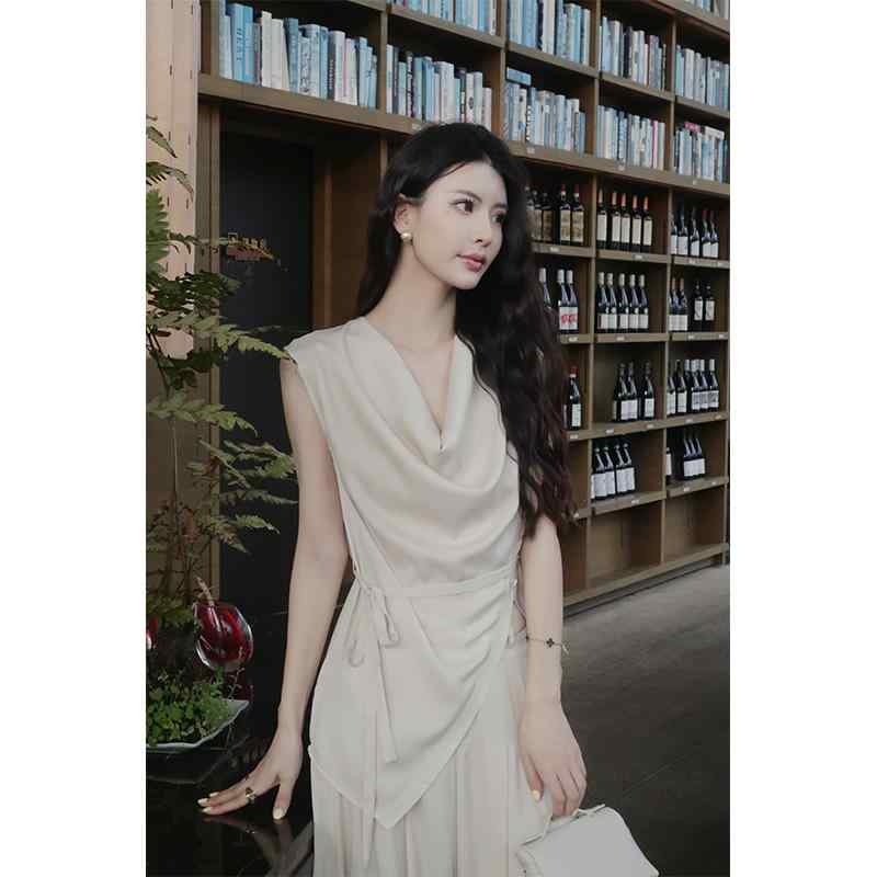 秋服 レディース ファッション オシャレ カワイイ シンプル 大人カワイイ 大きいサイズ ゆったり ノースリーブ トップス ワイド パンツ スーツ スタイル 秋 選