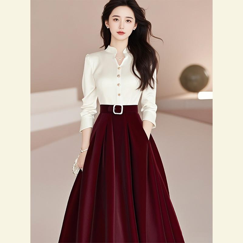 秋服 レディース 流行り物 オシャレ カワイイ  分かりやすい 成年者カワイイ 気が大きい大きさ   秋 赤 ハイエンド 白 プルオーバー 背広 表現スタイル スコート